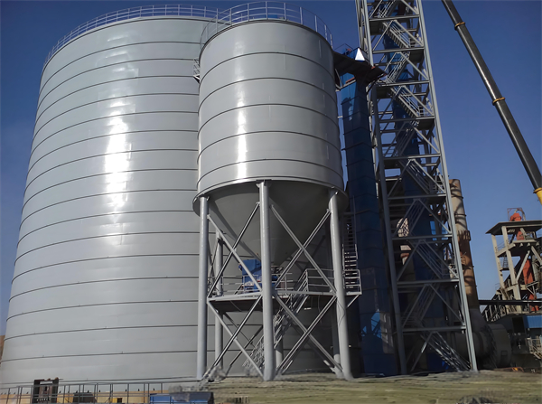 大型粉煤灰倉建造施工周期探討